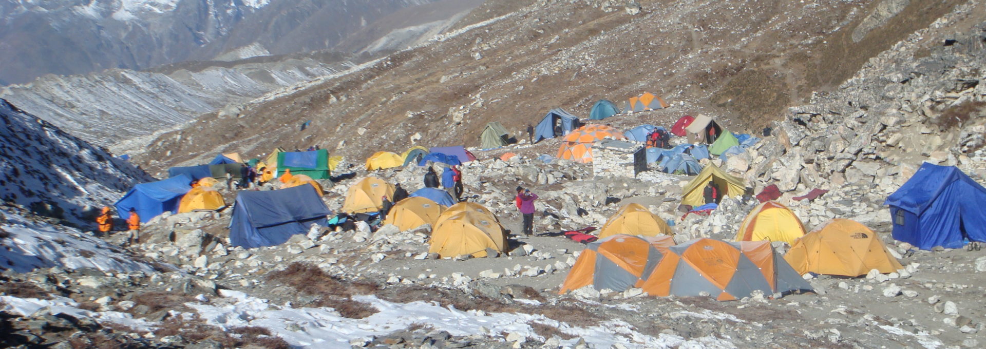 Teahouse Trek Versus Camping Trek